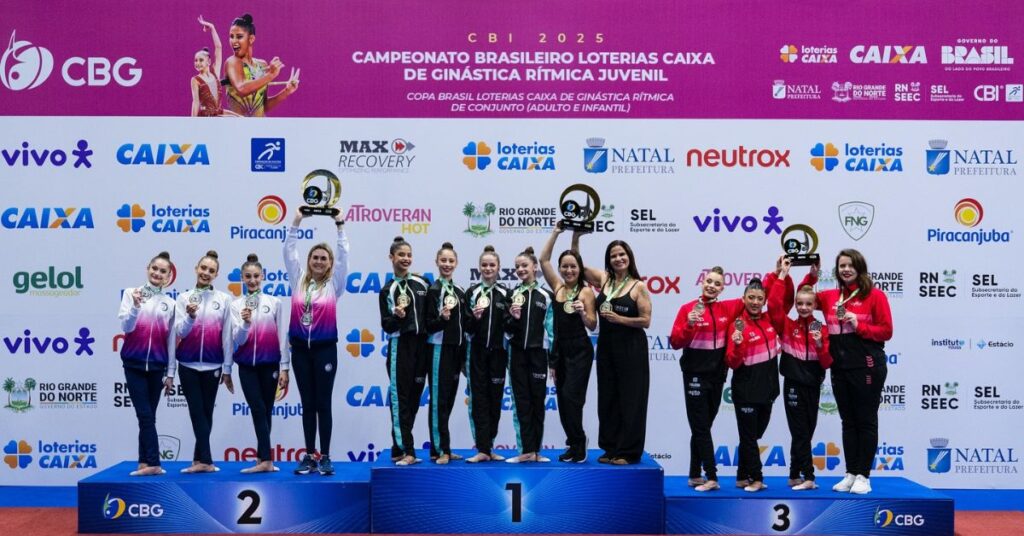 Clube Arena (AL) subiu no lugar mais alto do pódio na competição por equipes. | Foto: MeloGym/CBG