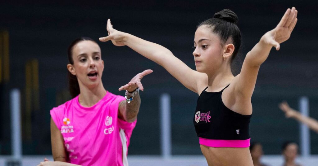 Gabrielle Moraes irá substituir Juliana Coradine no comando do conjunto juvenil. | Foto: MeloGym/CBG