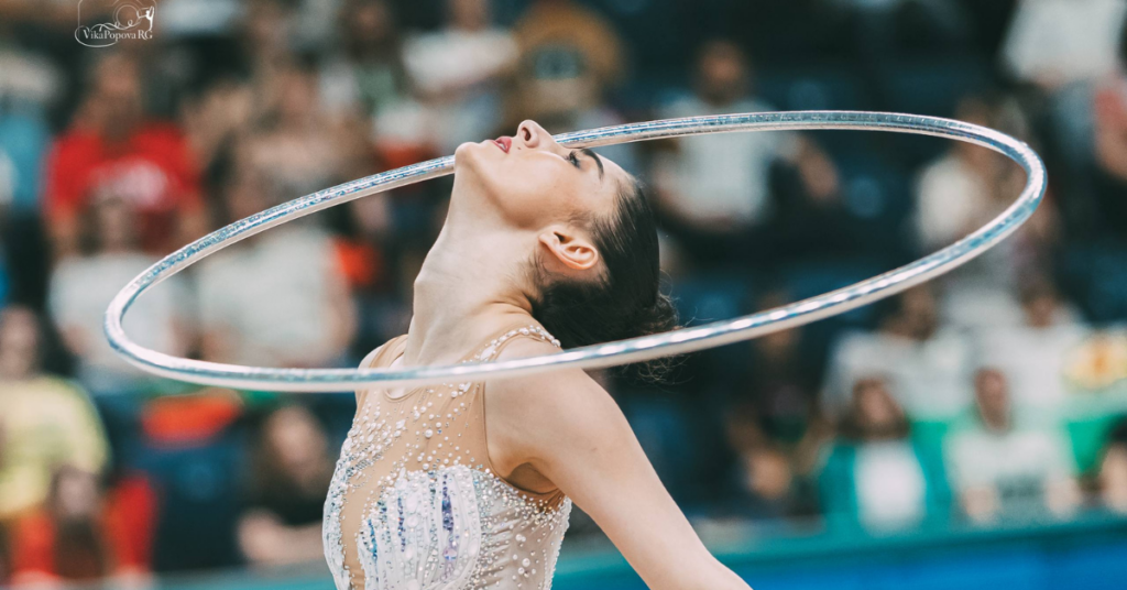 Eva Brezalieva se classificou para as finais de arco e de bola do Campeonato Europeu. | Foto: Viktoriia Popova