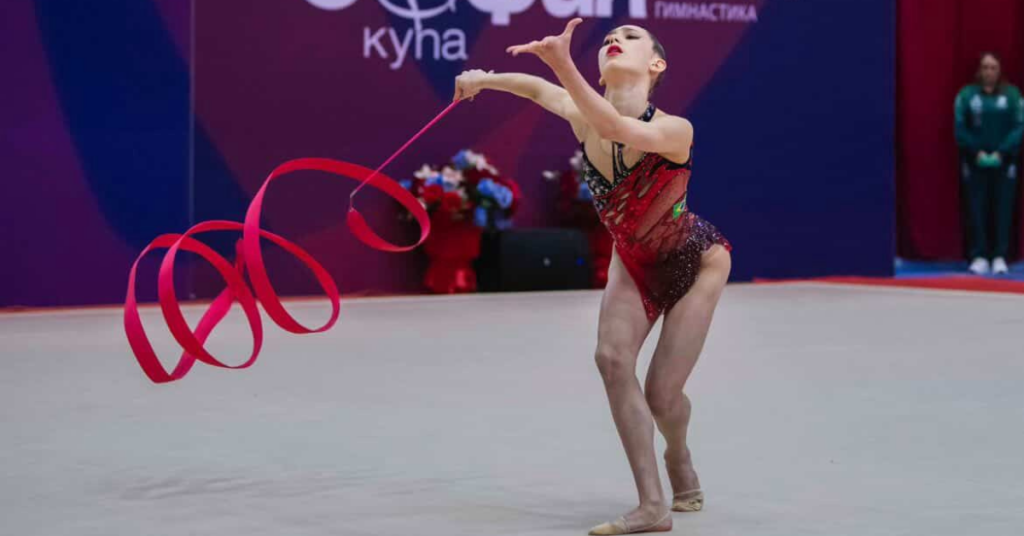 Linda Petersen se classificou para a final de fita da categoria juvenil do IT Portimão. | Foto: Anna Nedkova