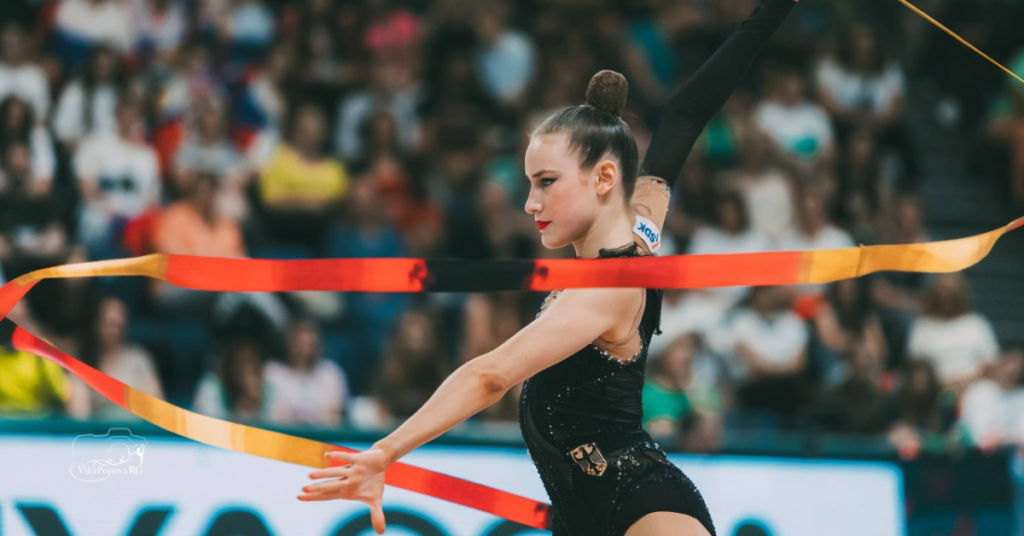 Darja Varfolomeev ganhou a final de fita pela quarta vez consecutiva em um Europeu. | Foto: Viktoriia Popova