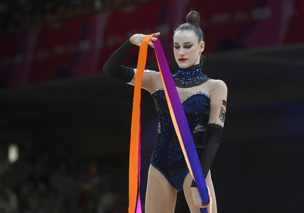 Varfolomeev fechou o Mundial de Frankfurt com uma medalha de ouro na fita. | Foto: Anna Kull